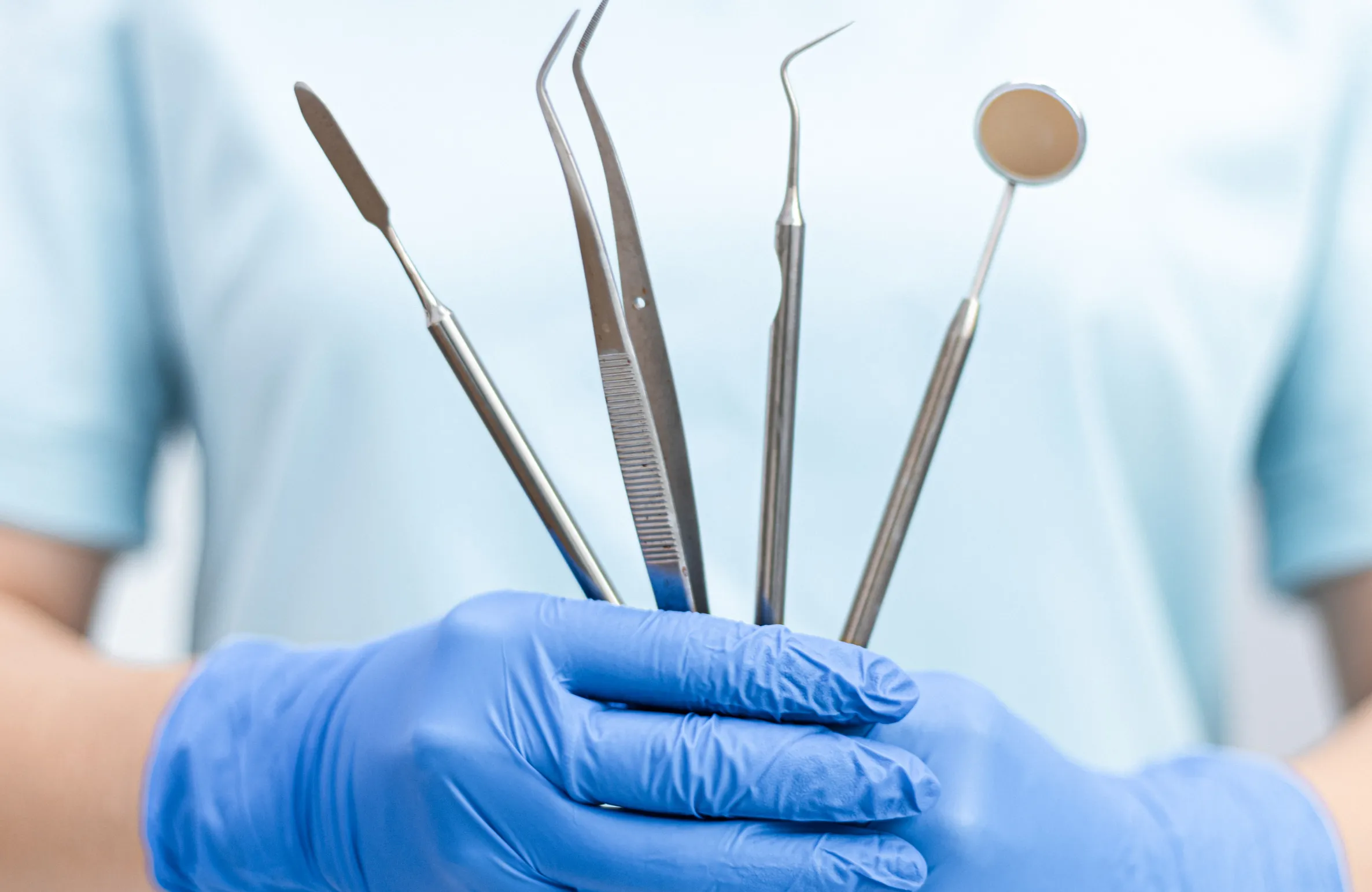 You are currently viewing Best Dentist Near Me in Hyderabad: How to Choose the Right Dental Clinic for You